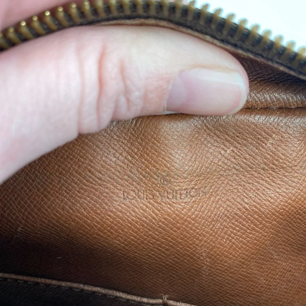 Louis Vuitton toiletries or women cosmetic bag good used vintage condition.